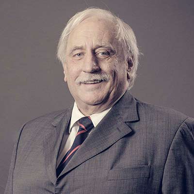 Fallecimiento del Dr. Emilio N. Vogelius